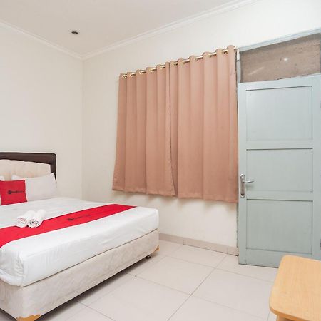 Reddoorz Plus Near Rs Pmi Bogor Exterior photo