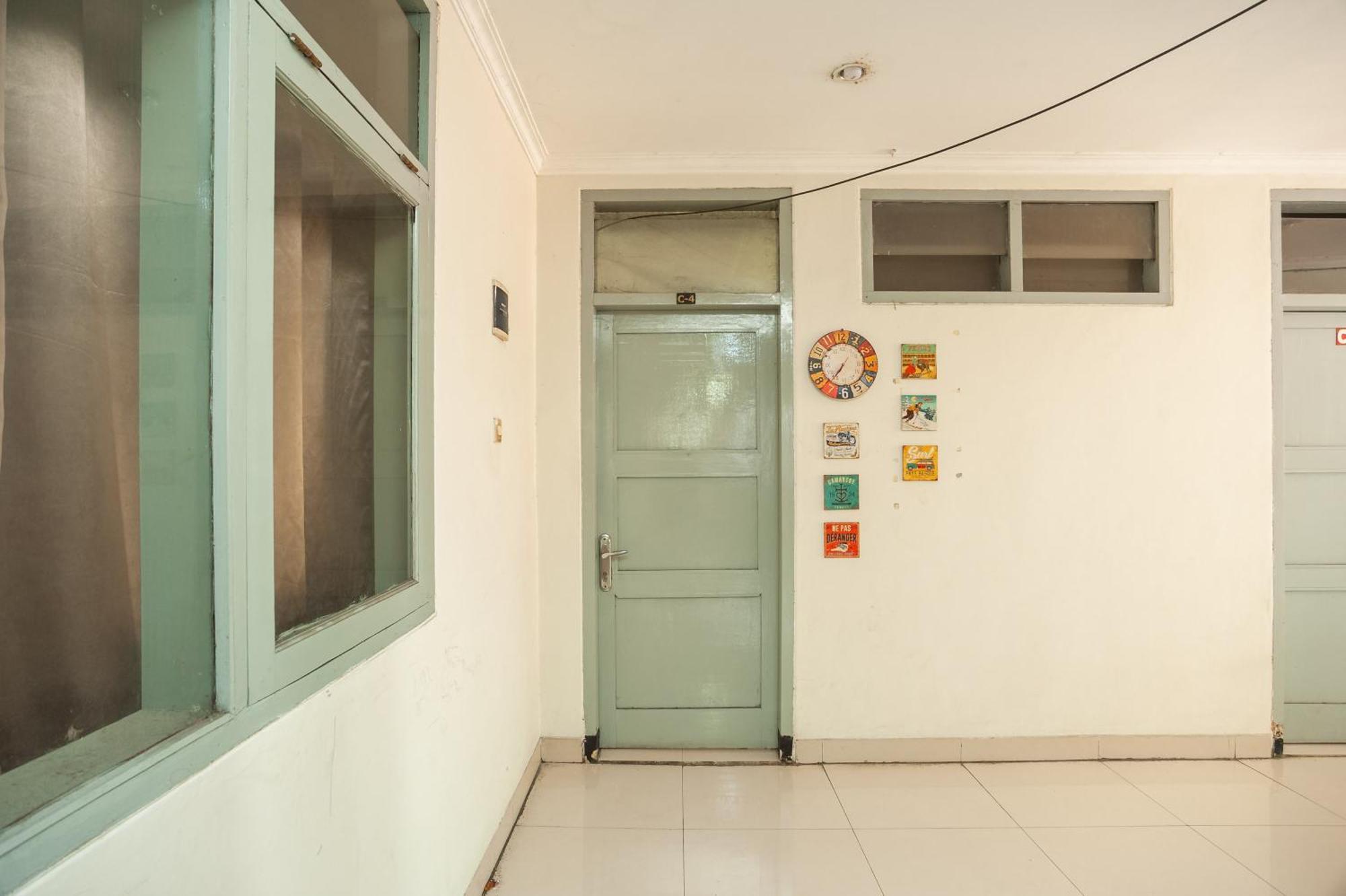 Reddoorz Plus Near Rs Pmi Bogor Exterior photo